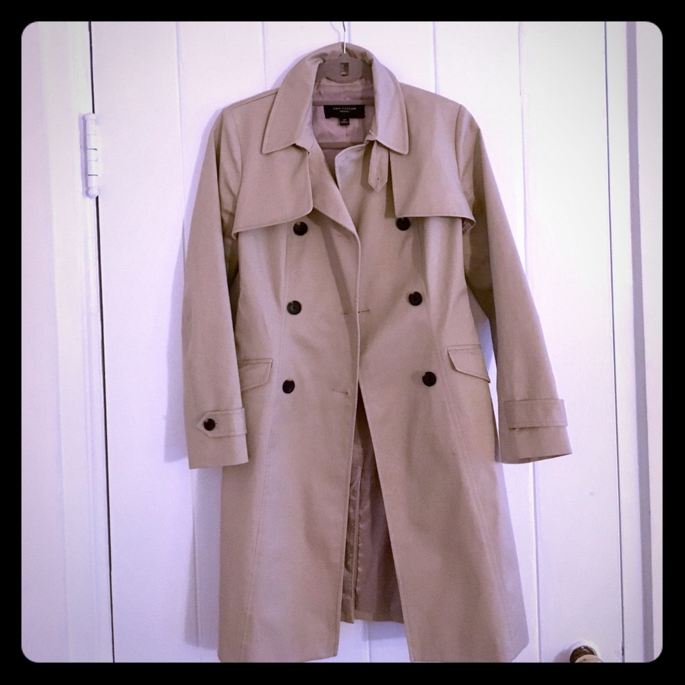 Ann Taylor Classic trench, NWOT